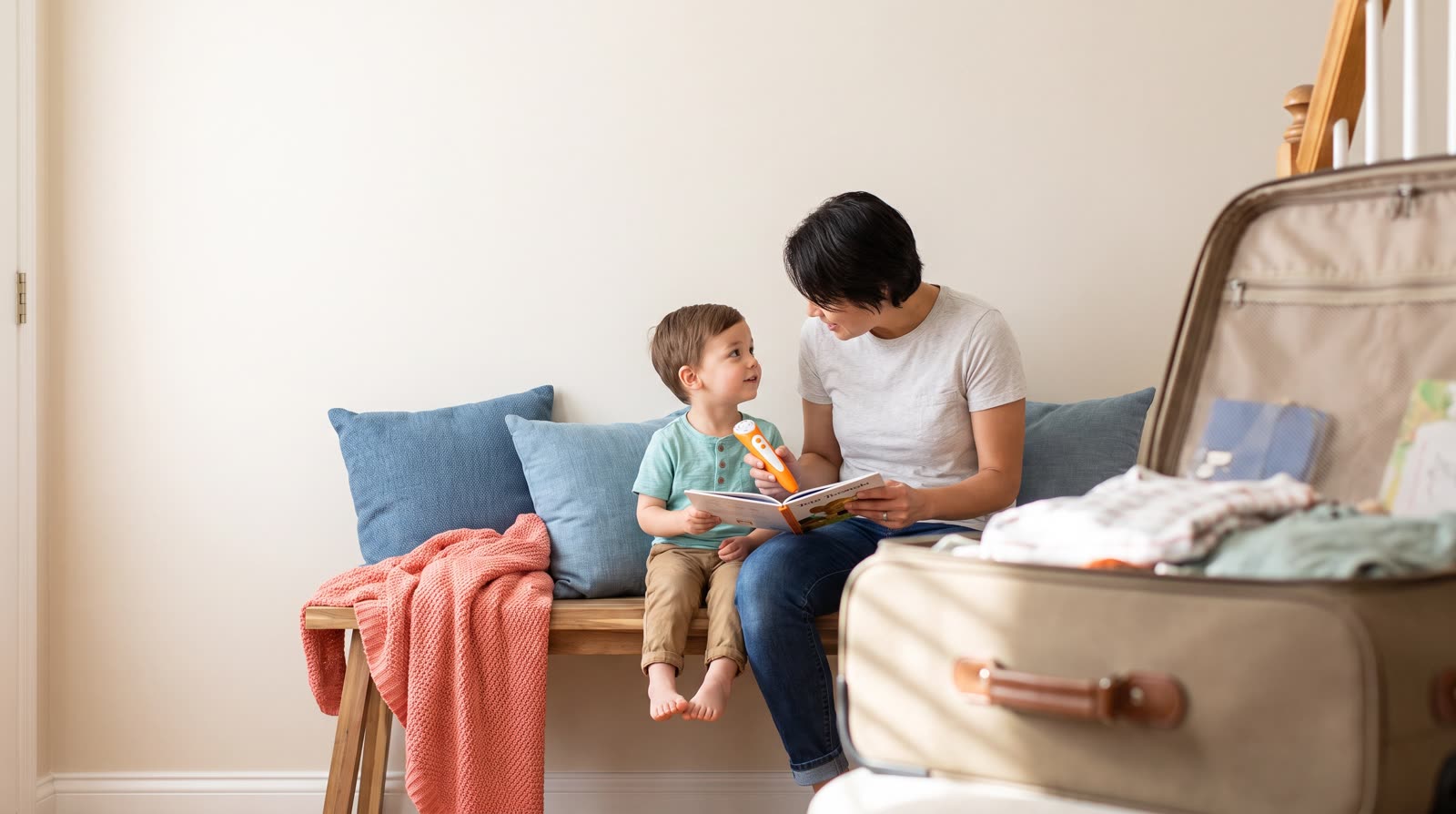 How can parents use reading pen books at home during travel?