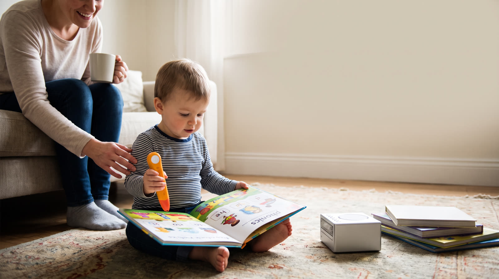 What is the difference between a phonics reading pen set and an audio player for kids in terms of independent use by toddlers?