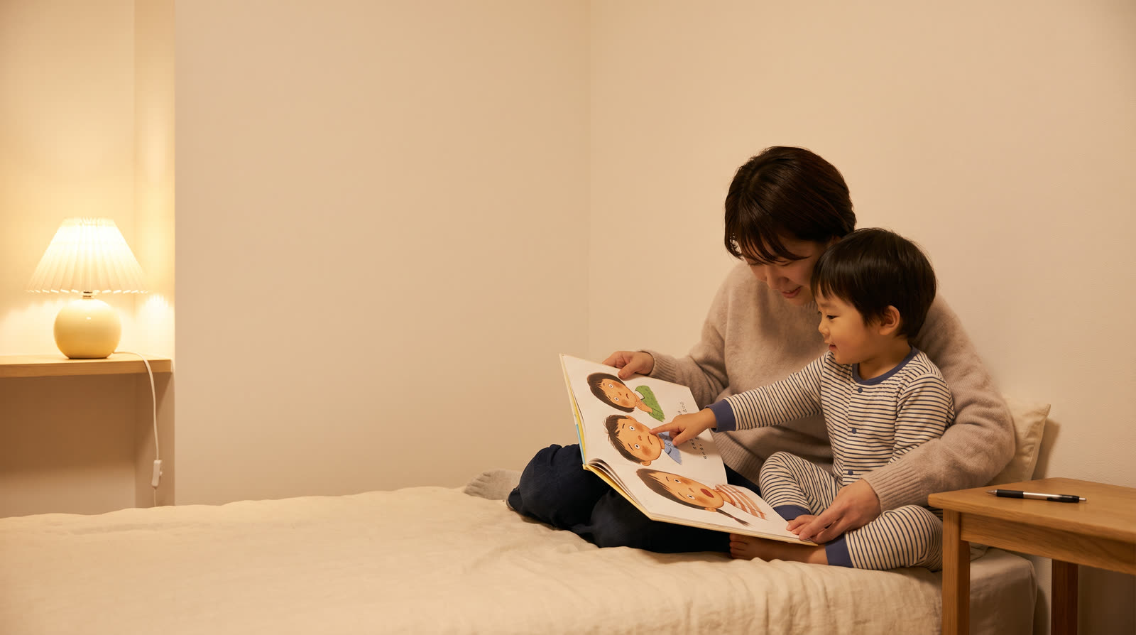 Which Talking Picture Books about Emotions and Social Skills Are Most Engaging for Bedtime Reading?